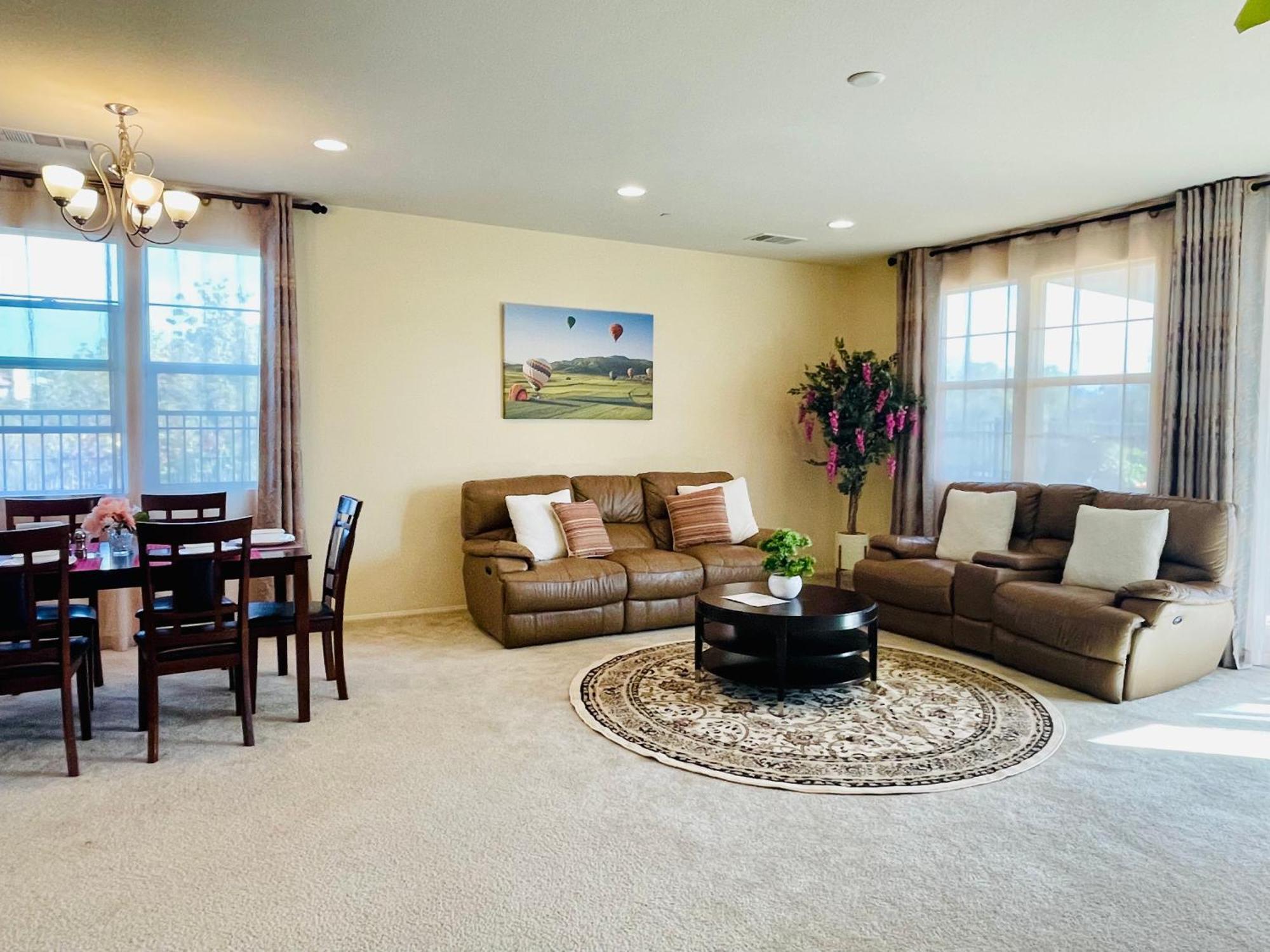 Spacious And Modern Home Near Temecula Wineries Murrieta Luaran gambar